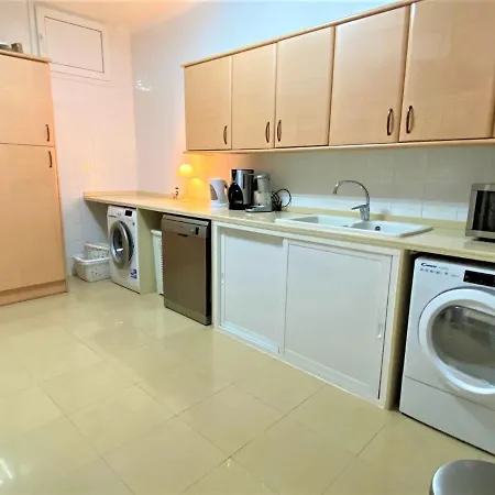 Beachside With Panoramic Sea Views Villa Benalmadena
